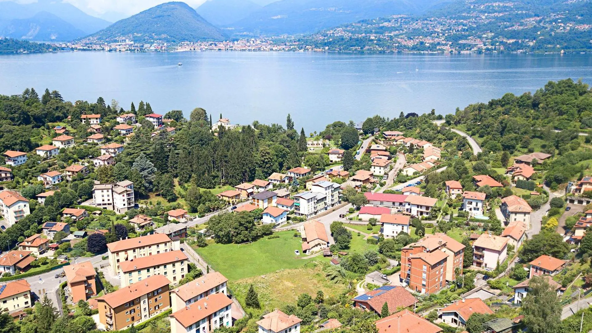 Casa Virginia Apartments Laveno-Mombello Ferienhaus
