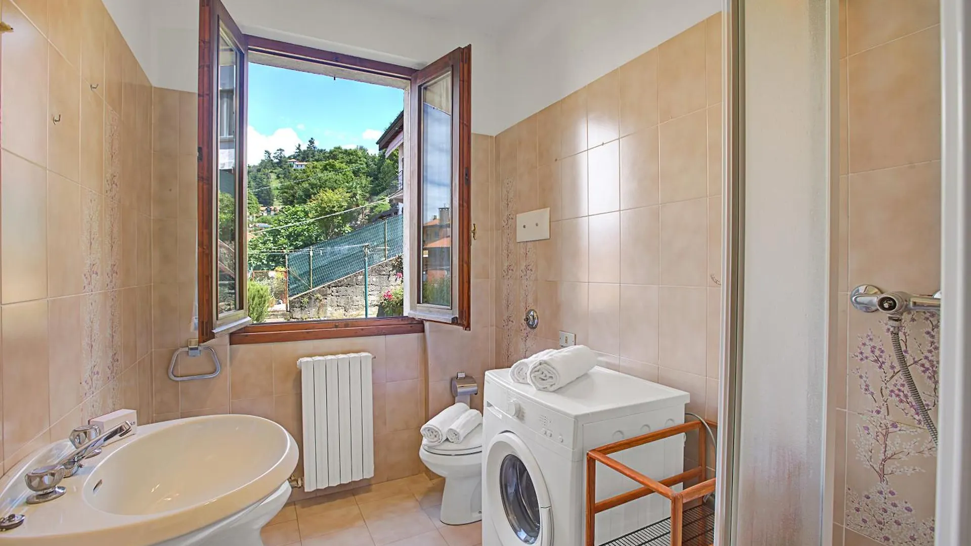 Casa Virginia Apartments Laveno-Mombello 0*,  Italien